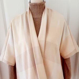 Universal Thread Cream & Beige Plaid Ruana Wrap